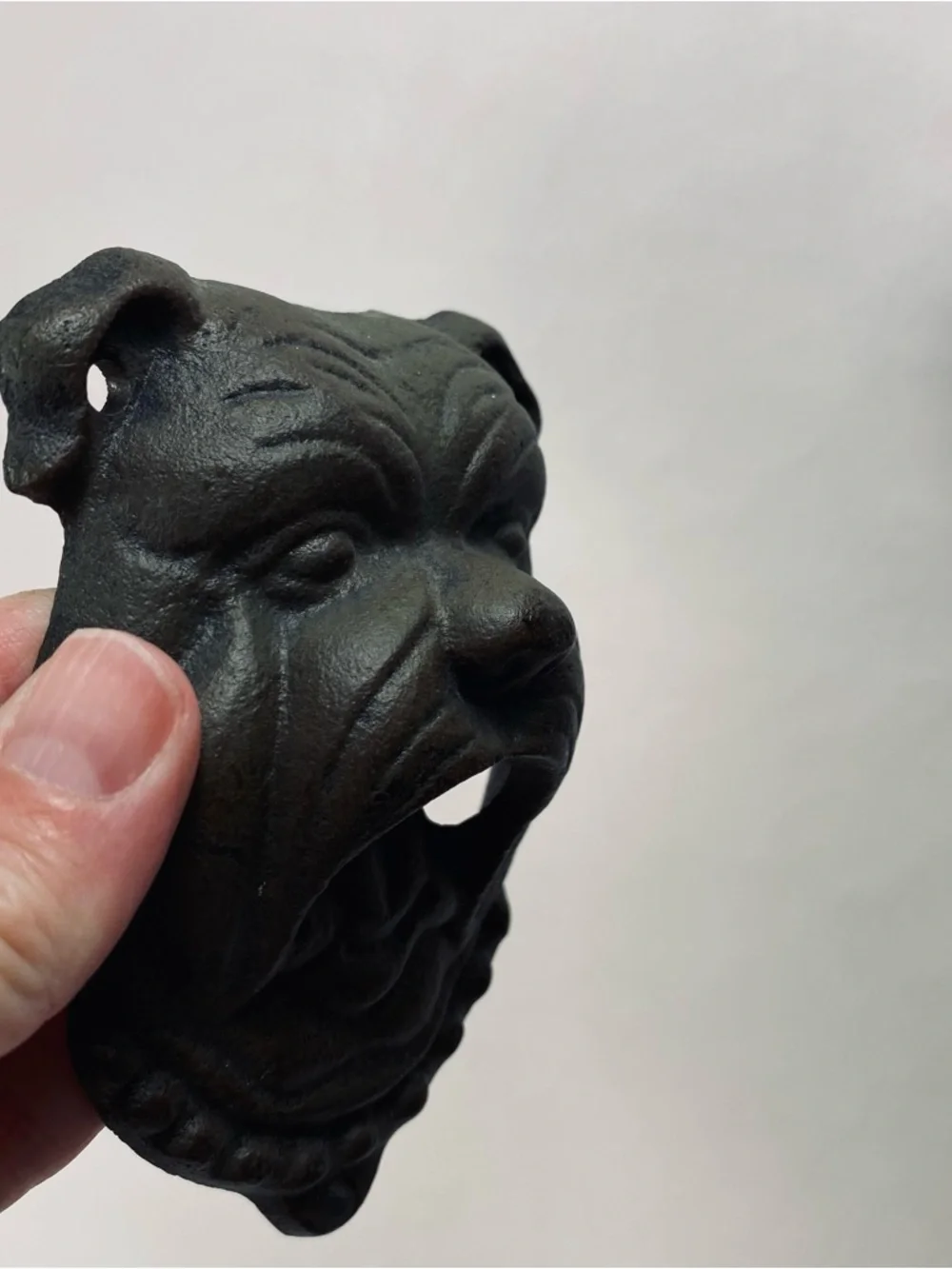 Vintage-style Wall-Mounted Bulldog Bottle Opener Cast Iron